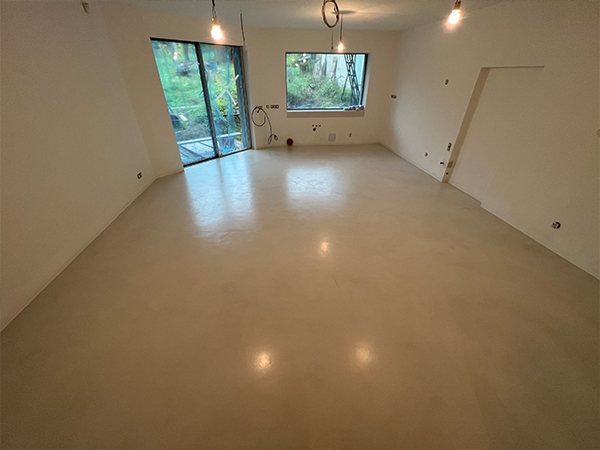 Realizace stěrky Topciment - kopelna a podlahy - Villidecor.cz